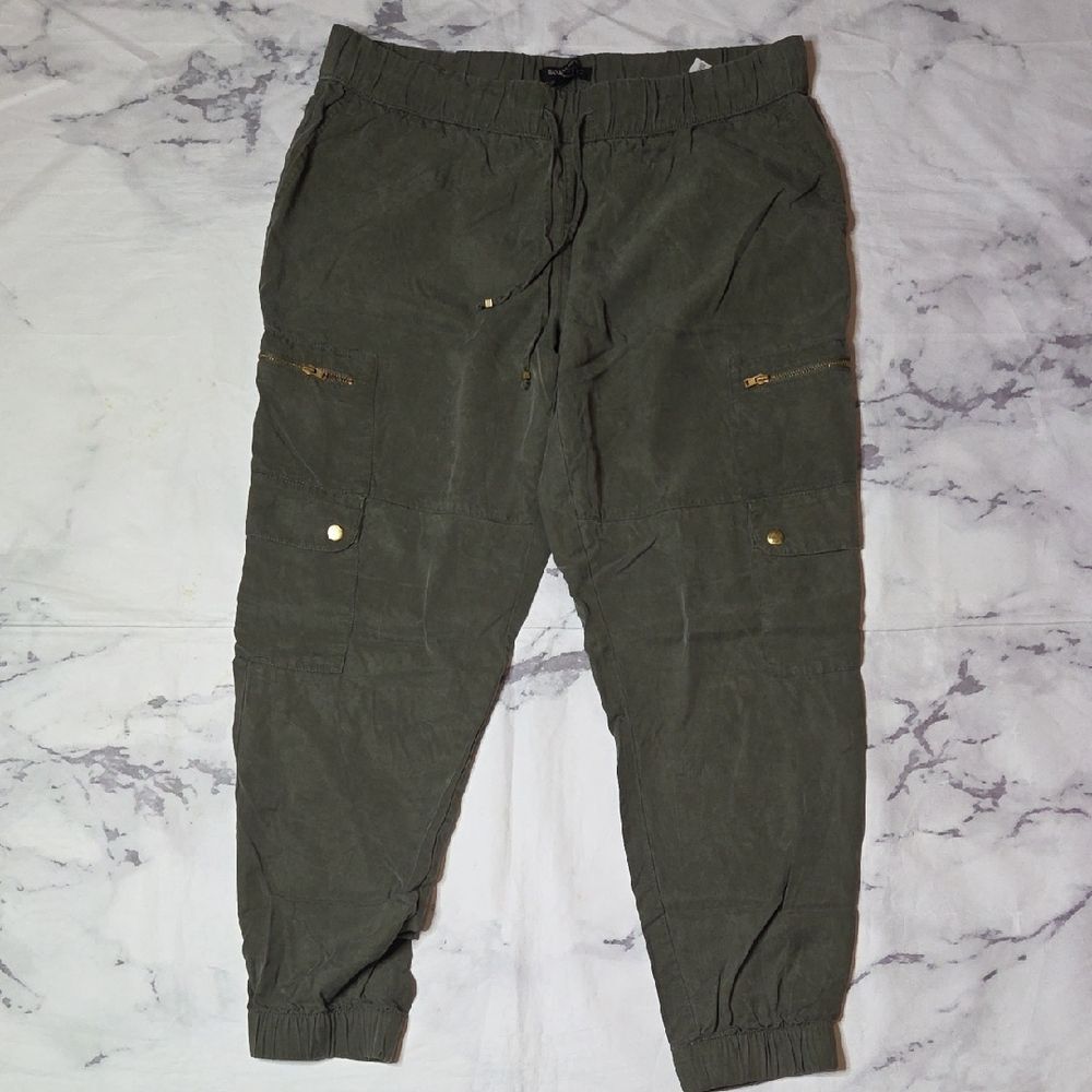 Banana Republic Olive Green Cargo Pants